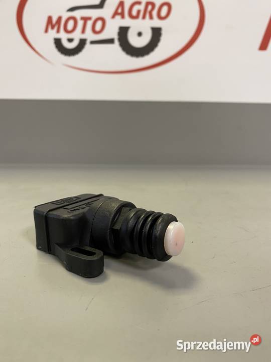 Czujnik stopu hamulca CNH Case NH Steyr 47132449 Białystok