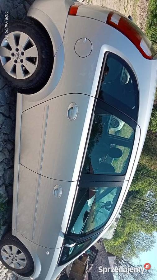 Meriva A 17 cdti 2004 r centralny zamek Koszyce