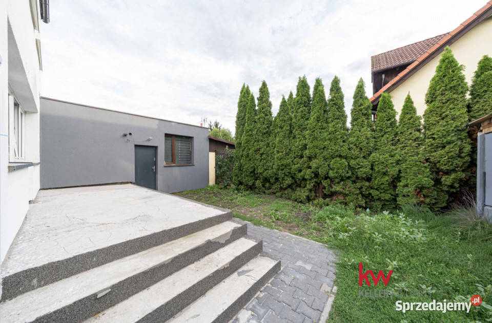 sprzedaży domu wolnostojącego 300m2 Poznań Rok budowy 1986