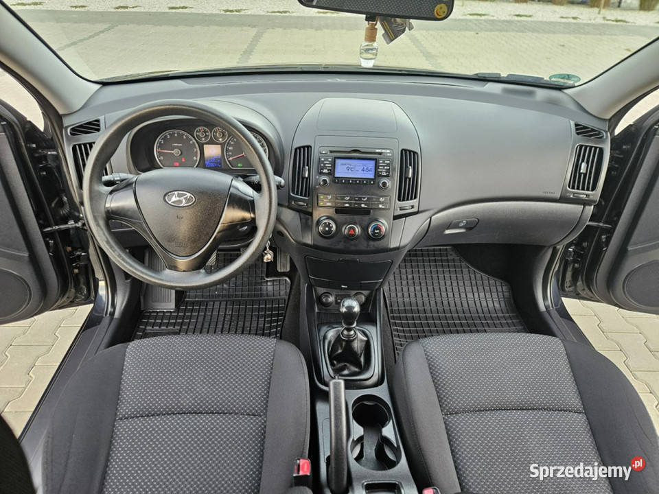Hyundai i30 14 109 klima elektryka zadbany stan autoalarm dolnośląskie Strzegom