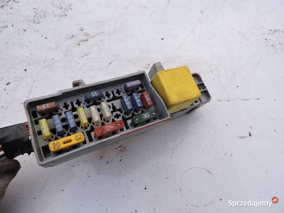 skrzynka bezpieczników Renault Megane II 19 dci Myszków
