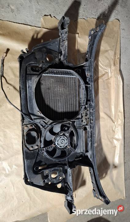 Pas przedni chłodnica audi a6 c5 24 v6 Części samochodowe Więcbork