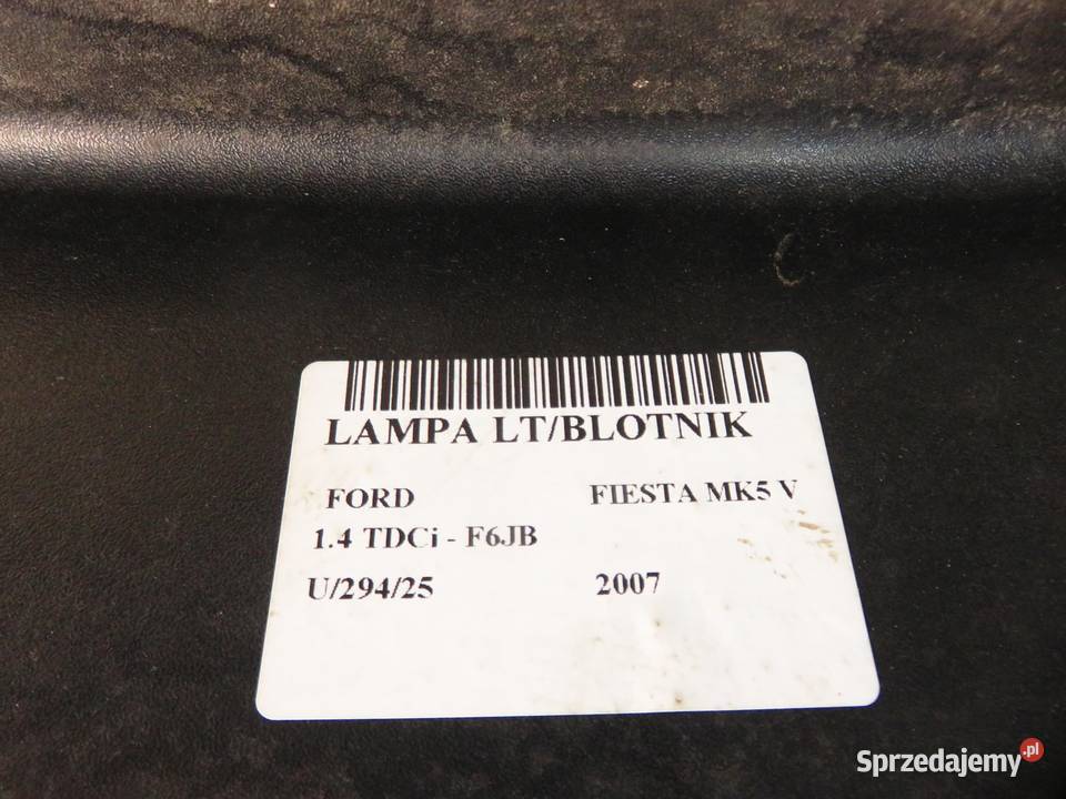 LAMPA LEWA TYLNA FORD FIESTA MK5 V osobowe sprzedam