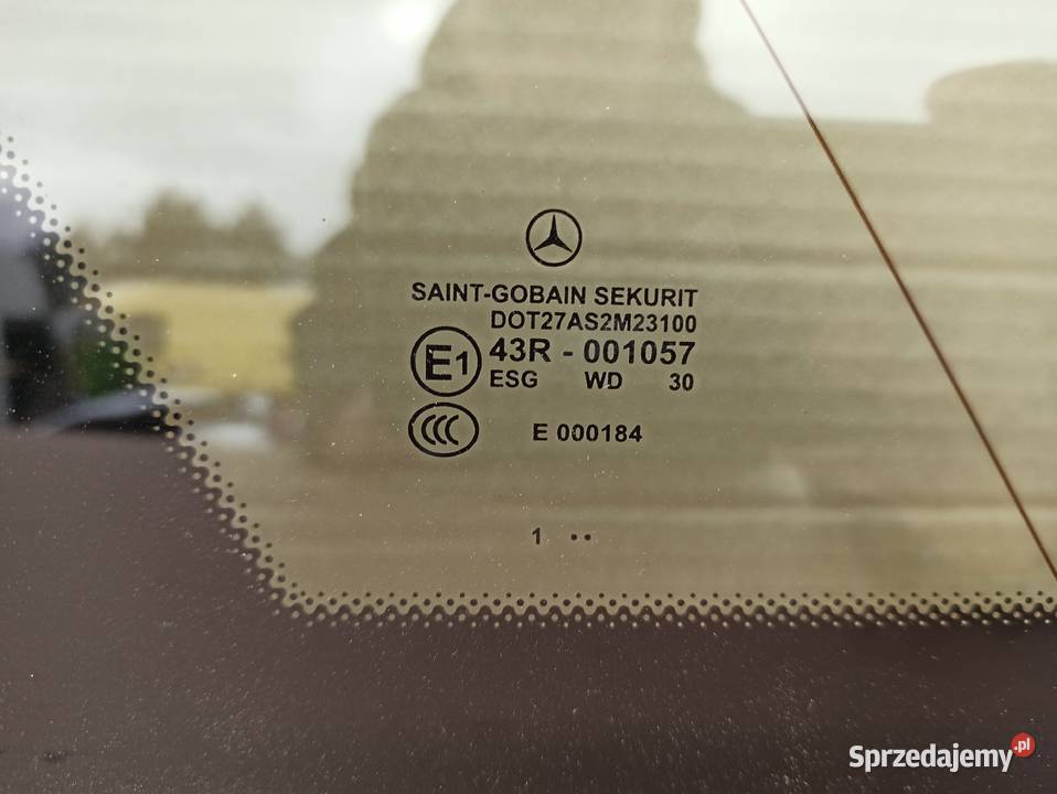 EKLASA W212 KOMBI SZYBA KAROSERYJNA PRAWY TYŁ Trzciel