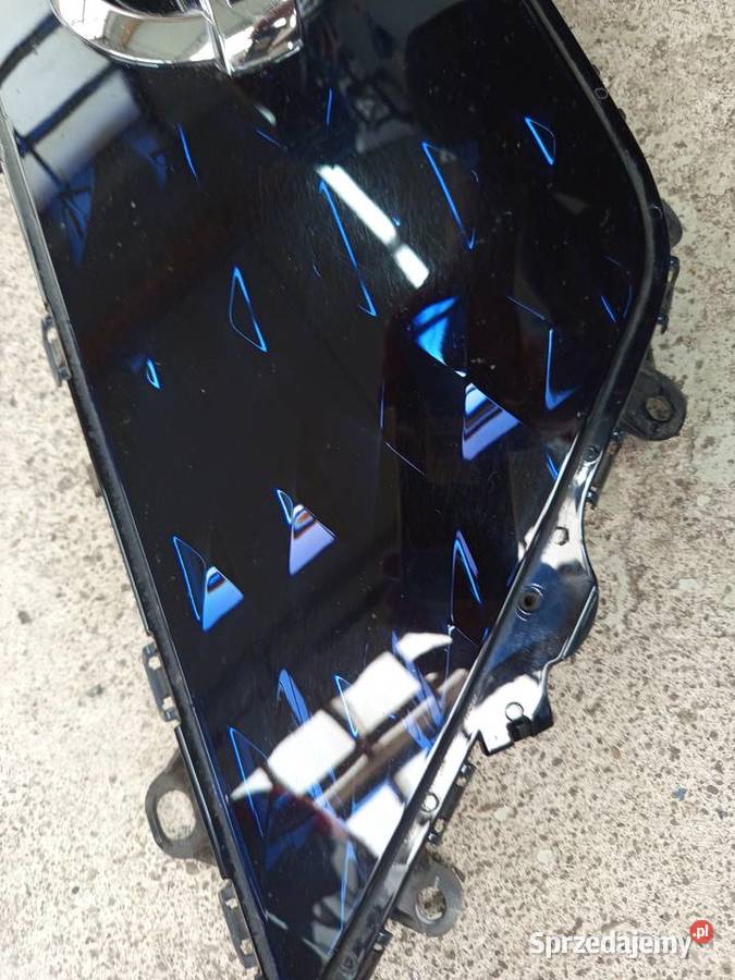 Atrapa grill nissan leaf 17 roku orginalny