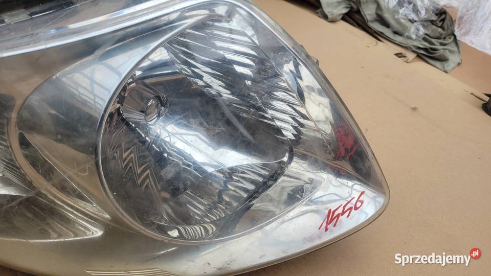 SUZUKI SWIFT IV 4 MK6 LAMPA PRZEDNIA LEWA osobowe Ruda Śląska