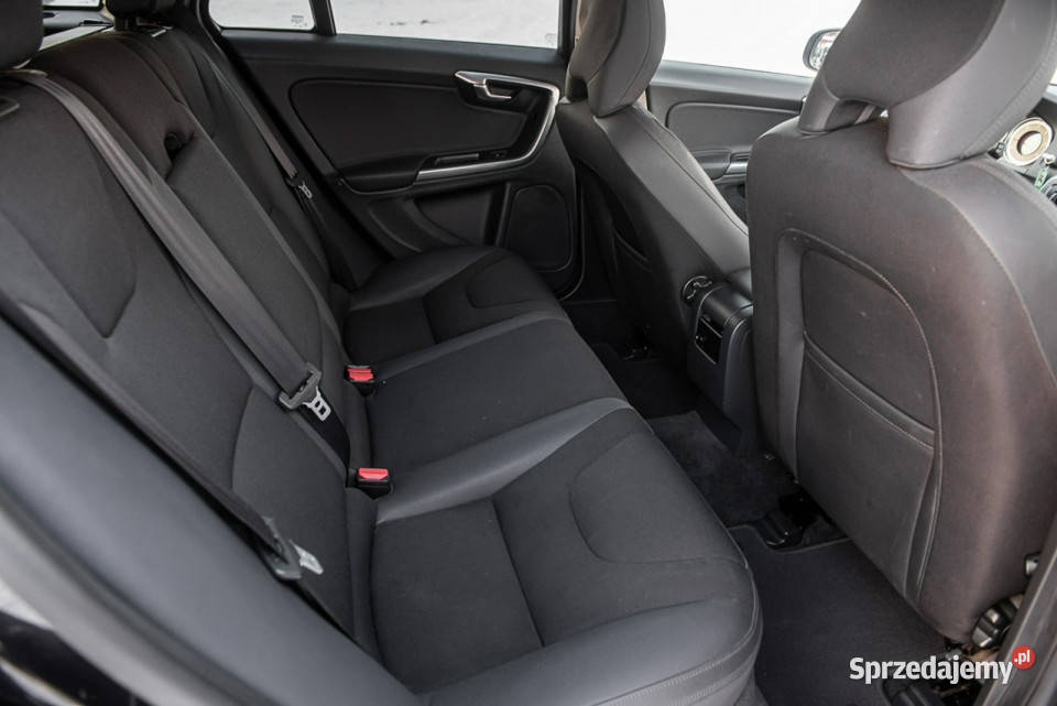 Volvo V60 RDesign 20d D4 163 5 cylindrowy Manual Zwoleń sprzedam