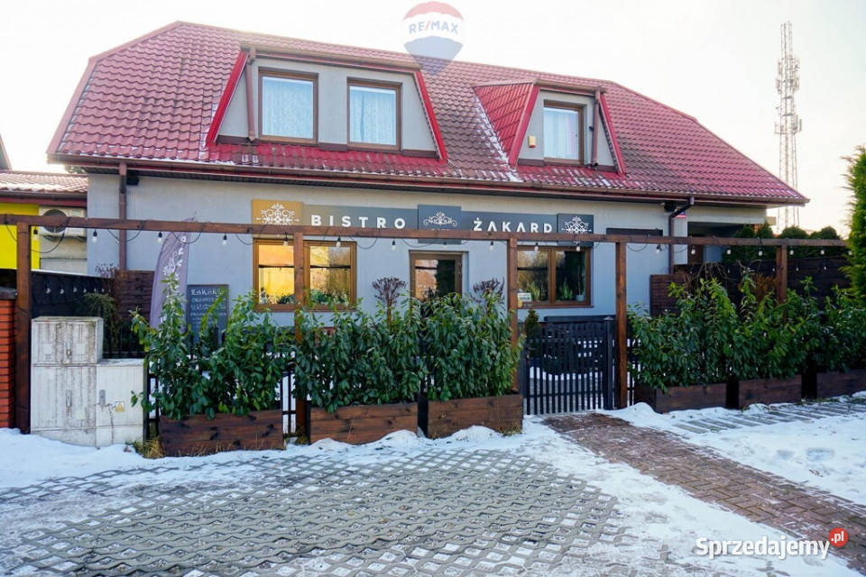 Dom 275m2 z usługowym parterem Żyrardów Rok budowy 2009