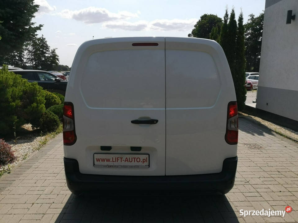 Opel Combo 15TDCI 102 Klima Tempomat Sensory Strzegom