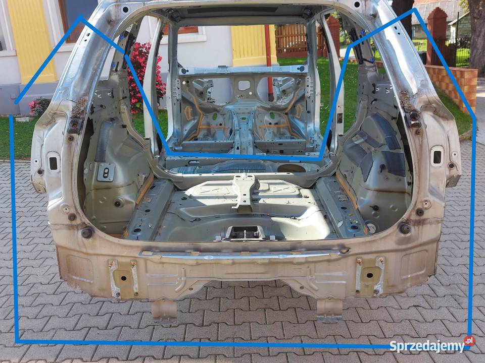 Volvo XC90 II D5 Błotnik tył lewy prawy podłoga Części samochodowe