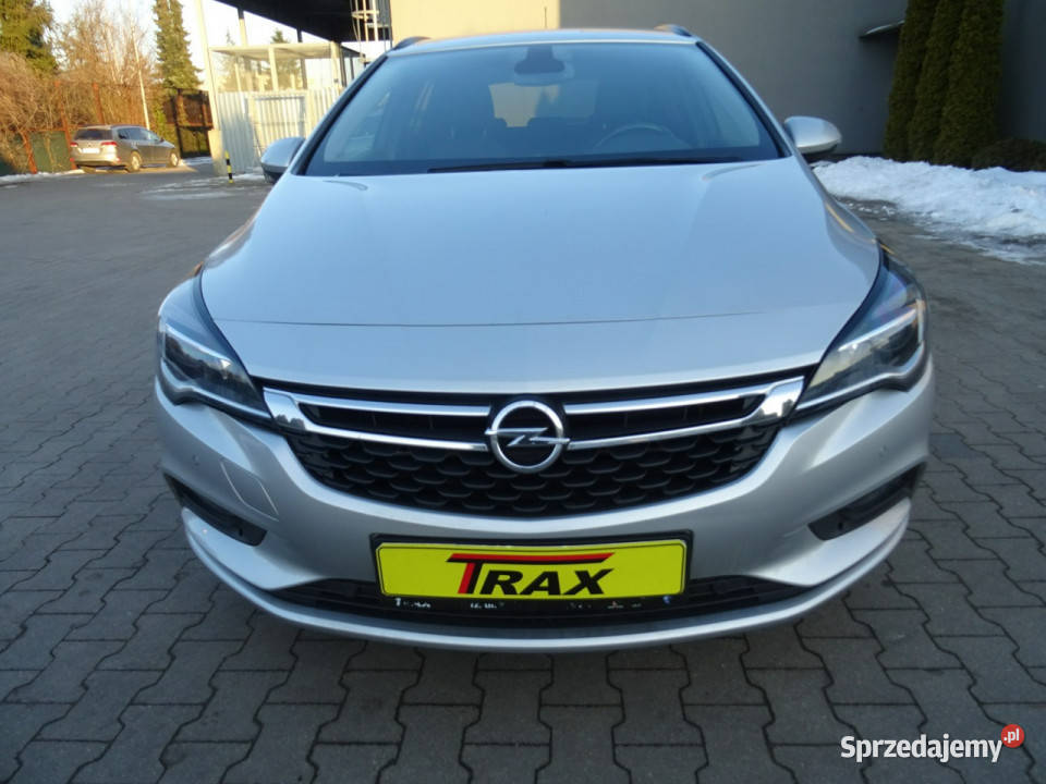 Opel Astra Astra K 14T 150 Sports Tourer salon Astra łódzkie Łódź