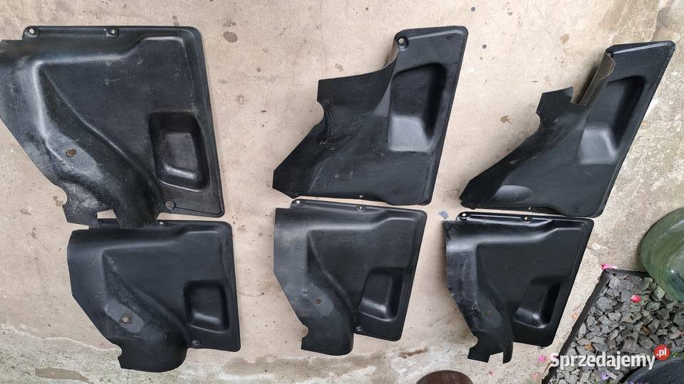 Fiat126p osłony boczki nadkoli tył osobowe wielkopolskie Leszno