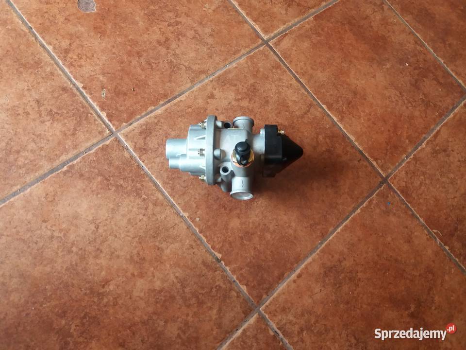 Zawór Regulator Ciśnienia Powietrza URSUS 914 mazowieckie