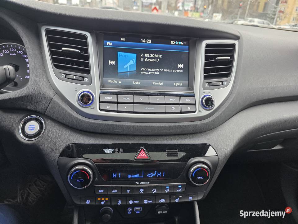 Hyundai Tucson 16T 4x4 automat bezwypadkowy reflektory ksenonowe Lublin