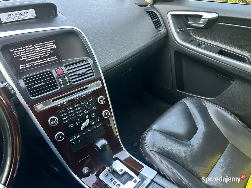 Volvo XC60 20 Benzyna Automat Skóry Navi Szczecin
