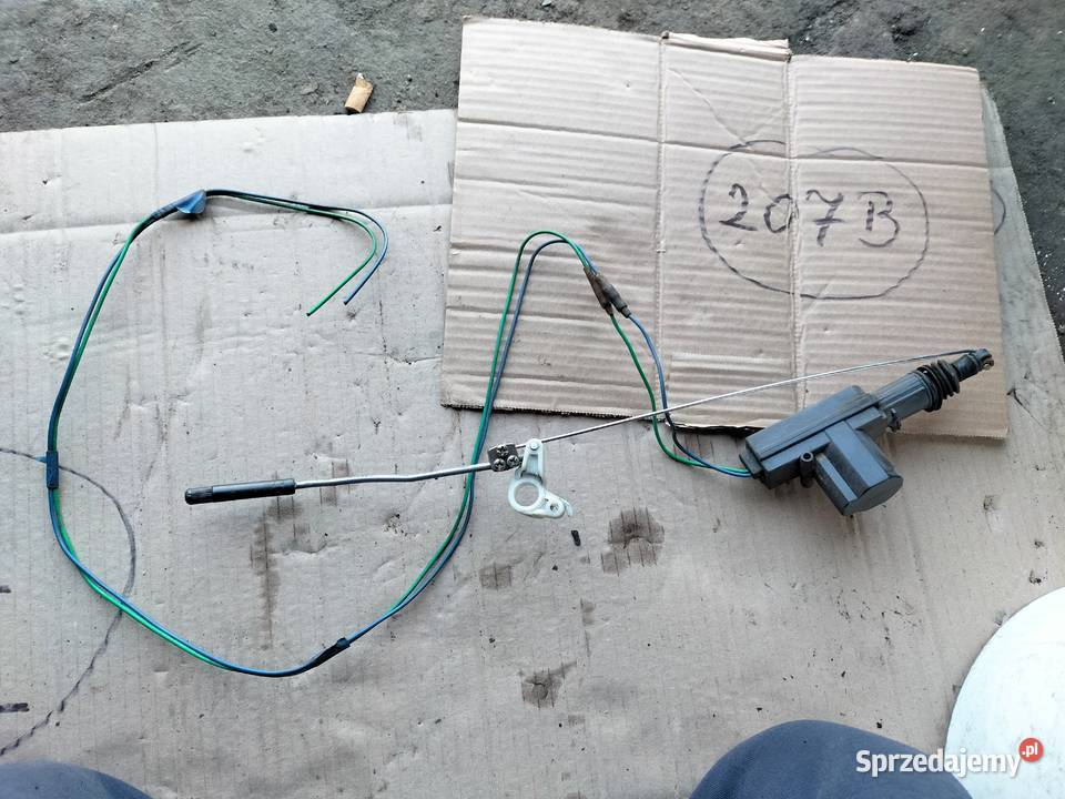 AUDI 80 B3 80B3 SIŁOWNIK CENTRALNEGO ZAMKA DRZWI Pozostałe Kamień-Kolonia