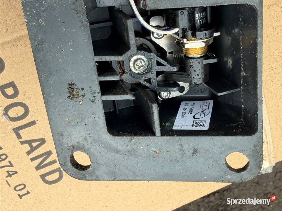 Pedał napędu i hamulca BT numer 7531435 Układ elektryczny i zapłon Antonie