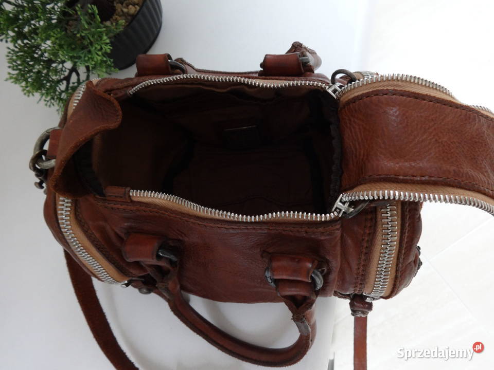 Ekskluzywna włoska torebka Campomaggi Tomaszów Mazowiecki