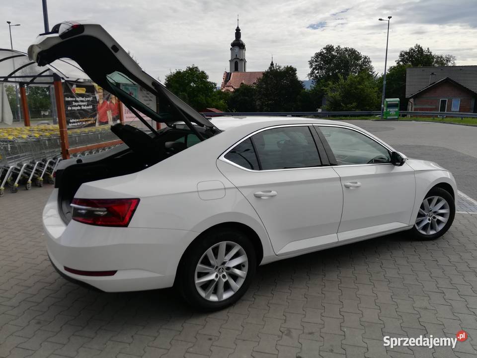 Skoda Superb 20 TDI Style DSG led matrix virtual