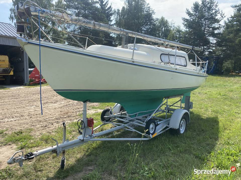 Dehler Varianta K4 jacht kabinowy 64 m przyczepa sprzedam