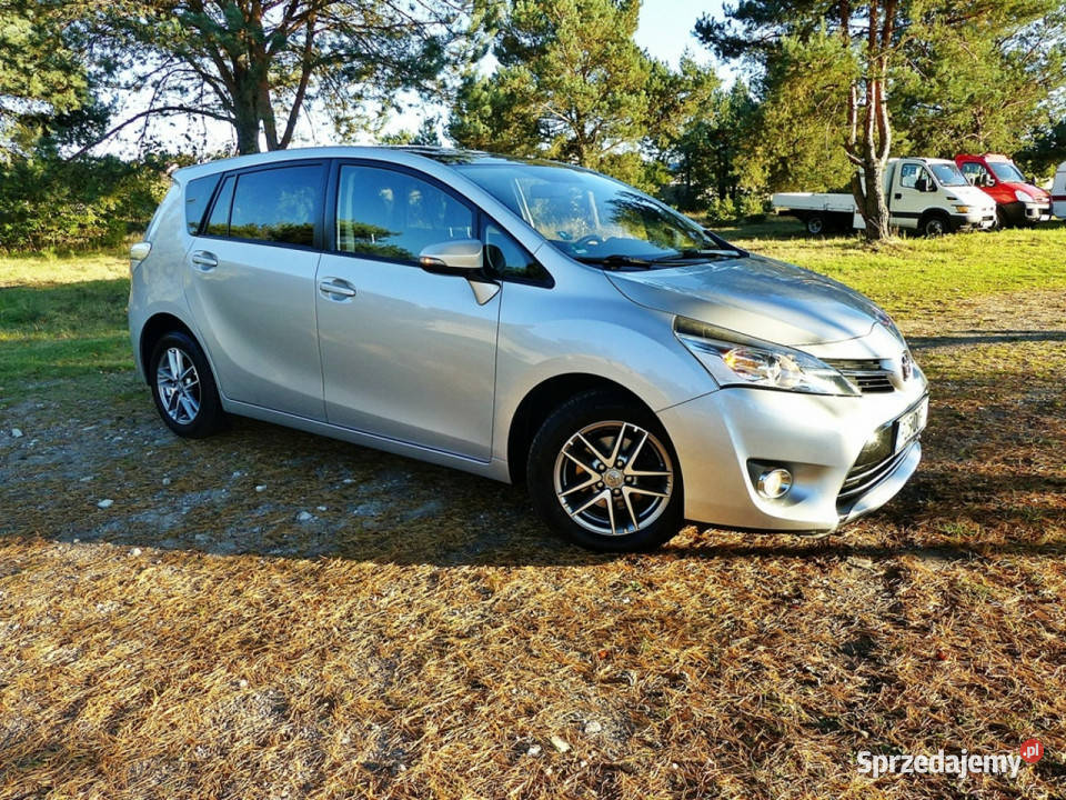 Toyota Verso 16 nawigacja wielkopolskie Piła sprzedam
