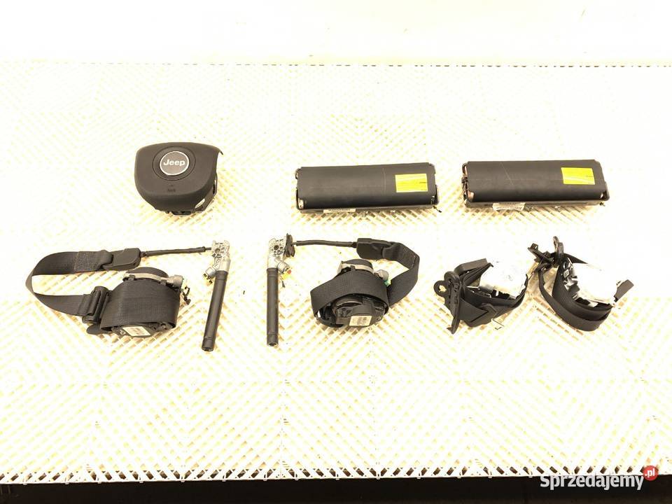 KOKPIT PODUSZKI PASY NAPINACZE PSAÓW KOMPLET Deski rozdzielcze, konsole