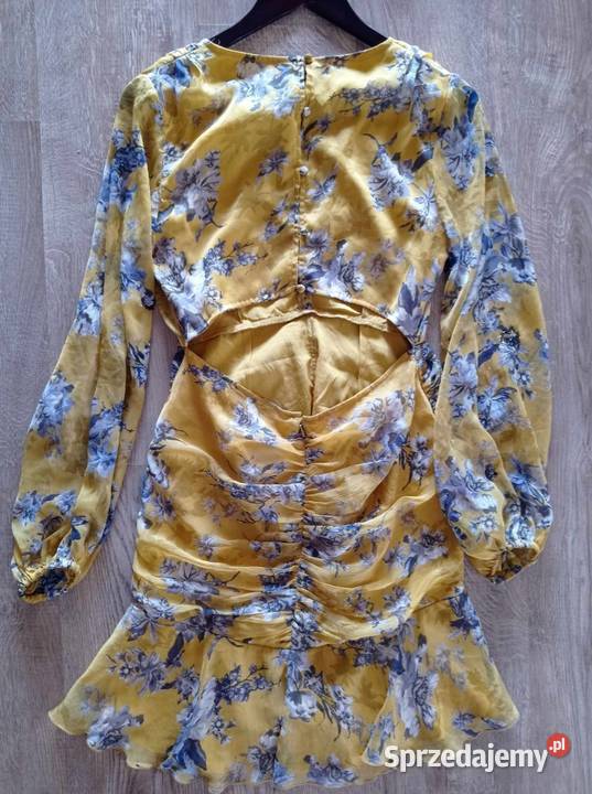 Musztardowa sukienka mini marki ASOS Hajnówka