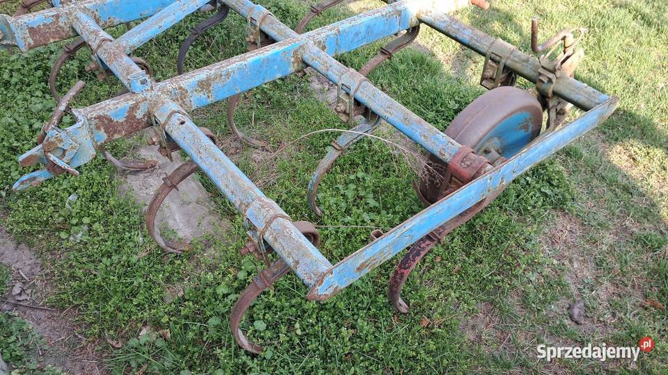 Pług kultywator Wielodróż