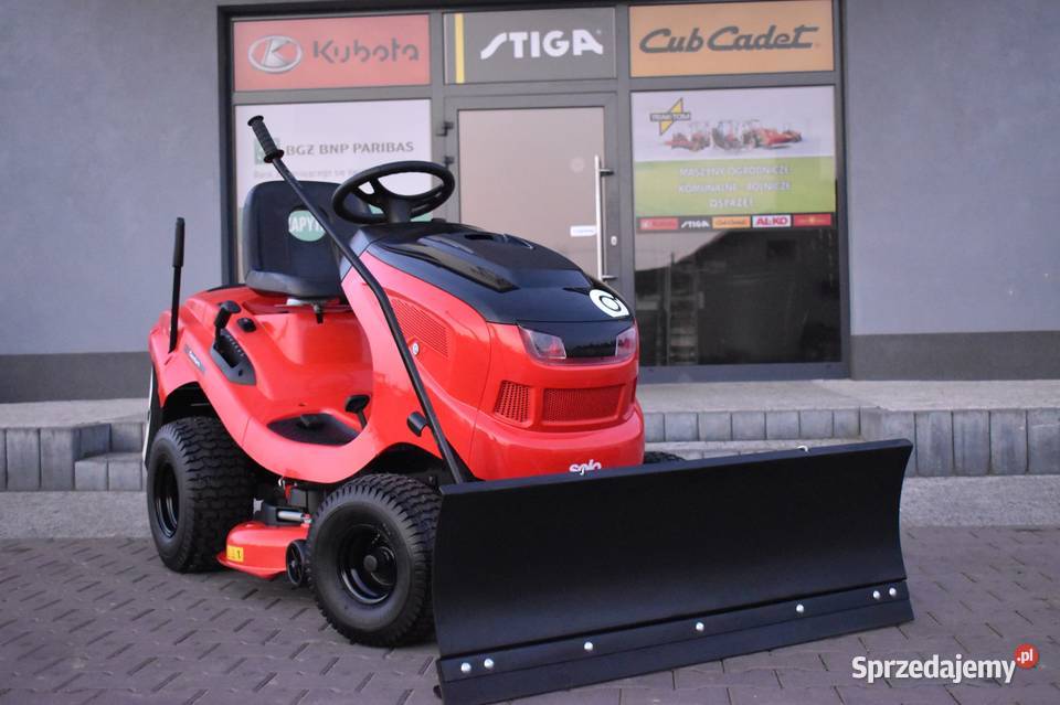 Traktor ogrodowy z koszem T 13937 HD Spalinowe Kobiele Wielkie sprzedam