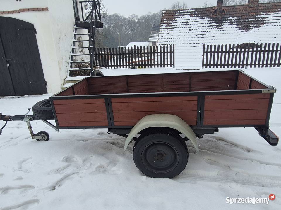 Przyczepka samochodowa na resorach 750 Milin