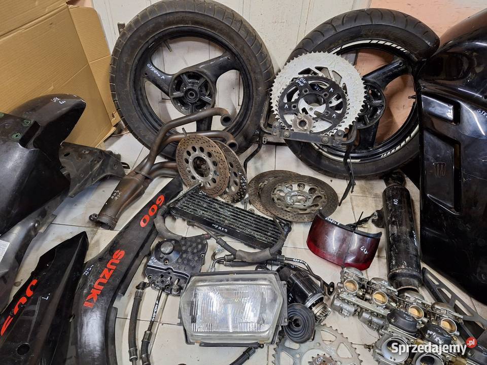 Suzuki GSX 600 F części licznik bak owiewka Jelenia Góra
