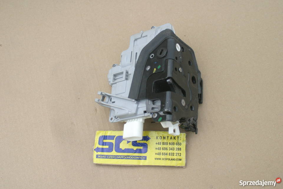 AUDI SEAT SKODA VW ZAMEK DRZWI PRAWY TYŁ Bieleń