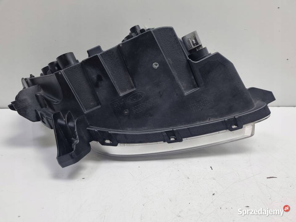 Kia Niro HALOGEN PRAWY PRZEDNI PRZÓD pasażera osobowe lubelskie Rudka sprzedam