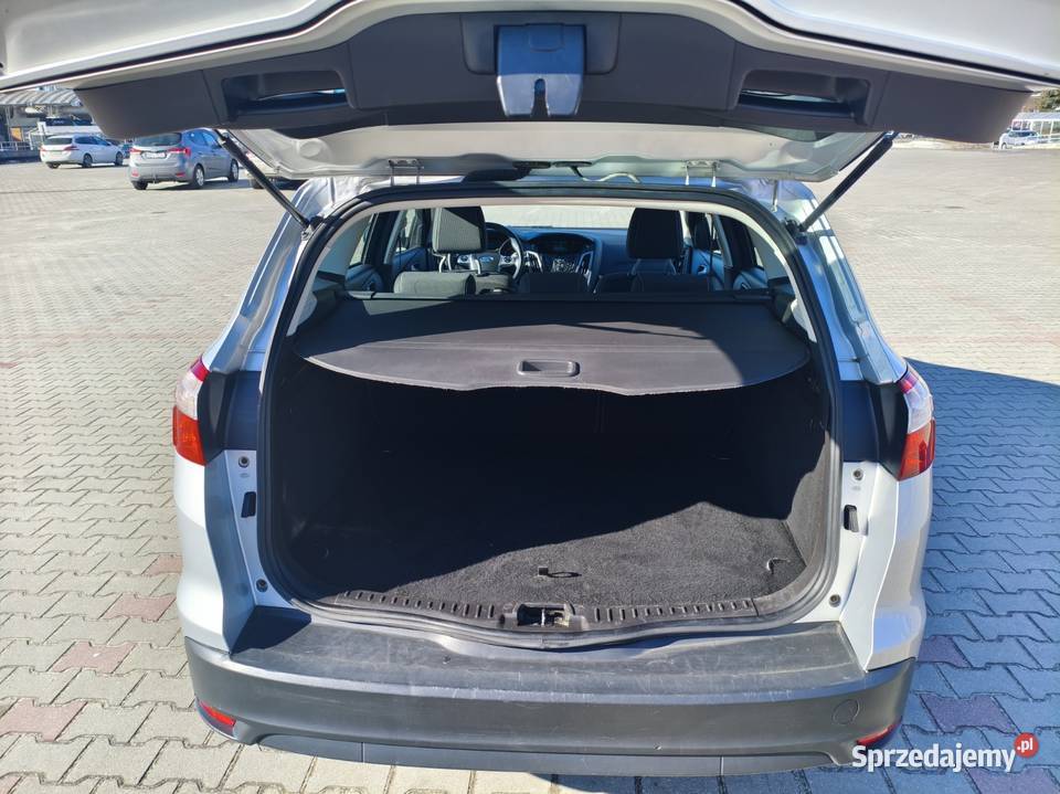 Ford Focus MK3 salon dużym serwisie nie wymaga Piotrków Trybunalski