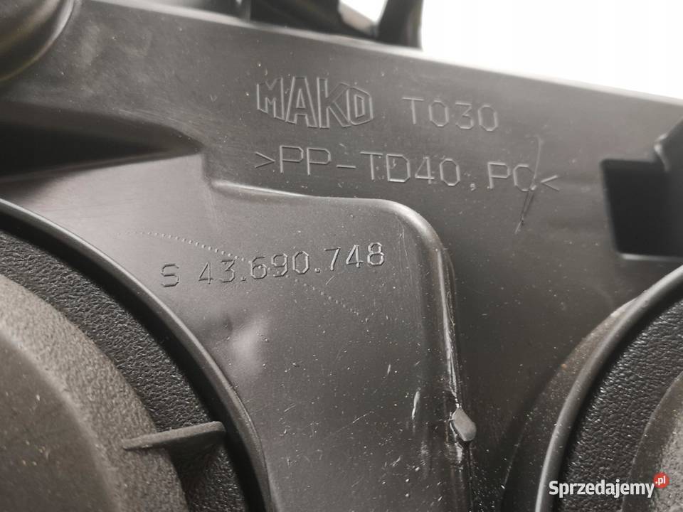 LAMPA LEWY PRZÓD FIAT DOBLO 2005 NOWA MAGNETI Lampy przeciwmgielne