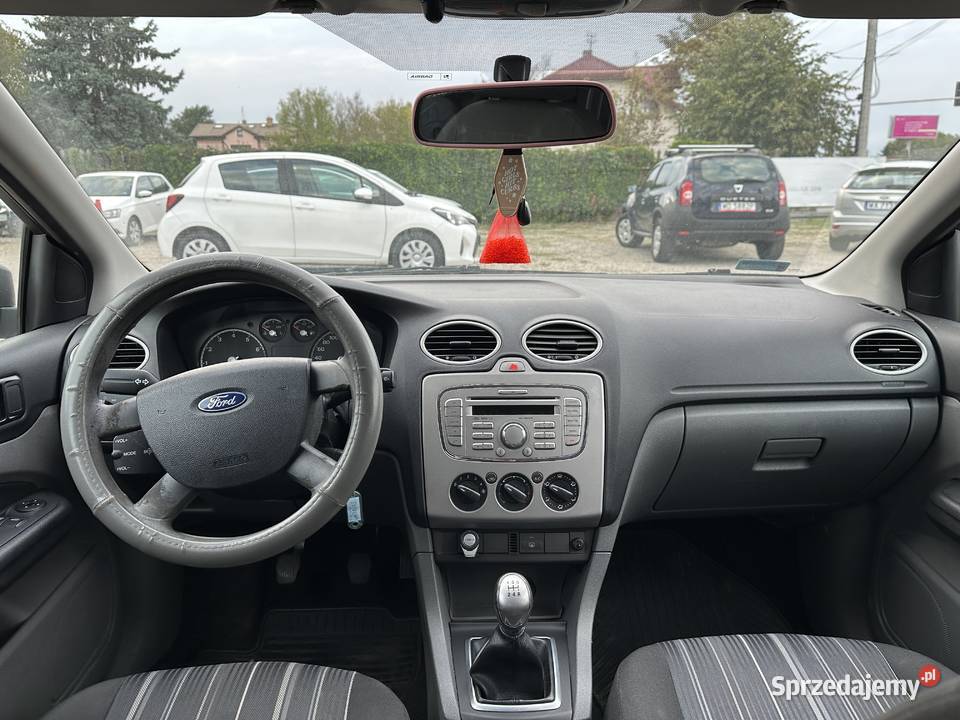 Ford Focus 16 benzyna 100 Uszkodzony poduszka powietrzna Warszawa sprzedam