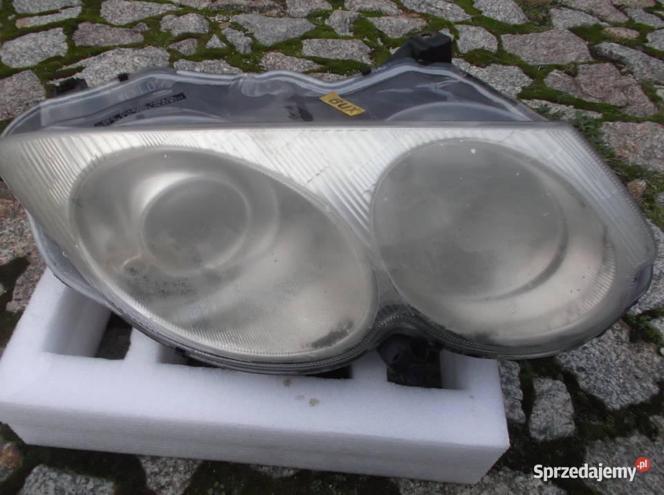 lampa chrysler prawa 300m