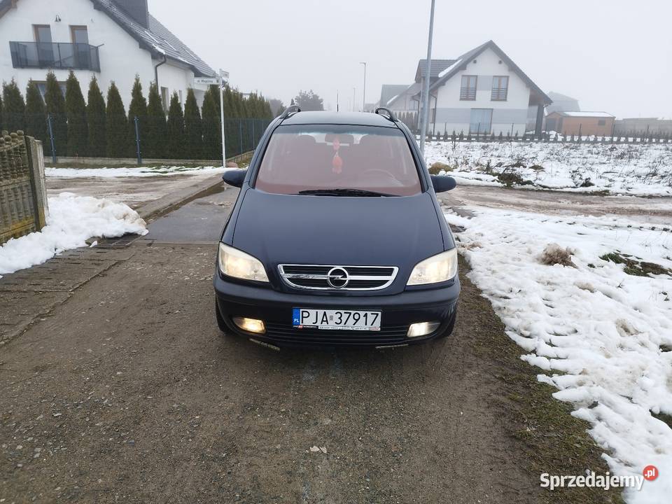 Ładny Opel Zafira 18 benzyna 2002 7 osobowy Jarocin sprzedam