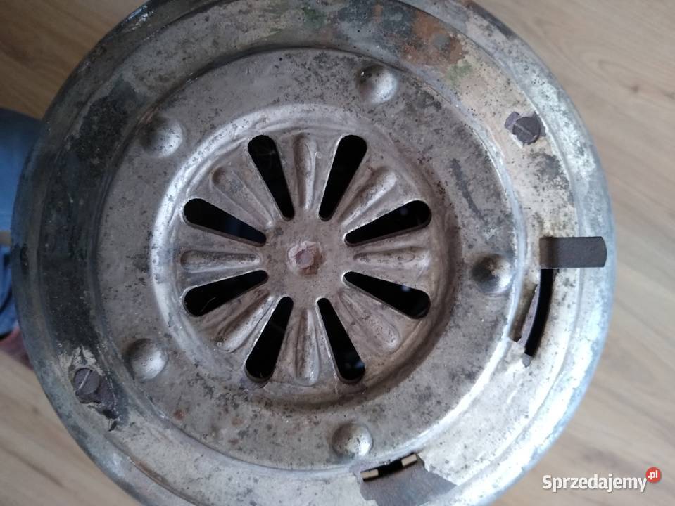 Metalowy piecyk na naftę Antyk Bolków