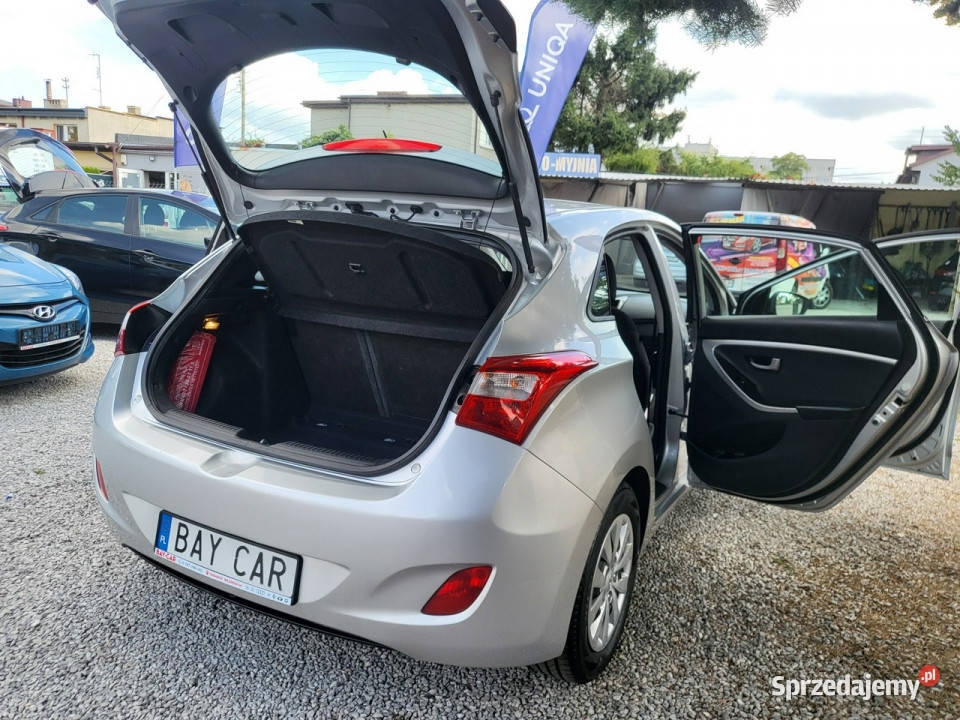 Hyundai i30 14 100 I Właściciel w Niemczech 100 światła przeciwmgielne Pabianice
