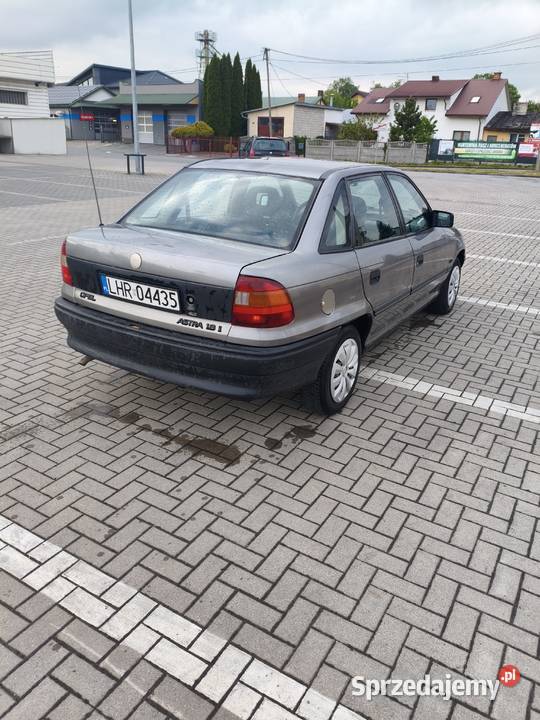 Astra F 18 BG 90 Automat sprawna na dojazdy lubelskie Hrubieszów
