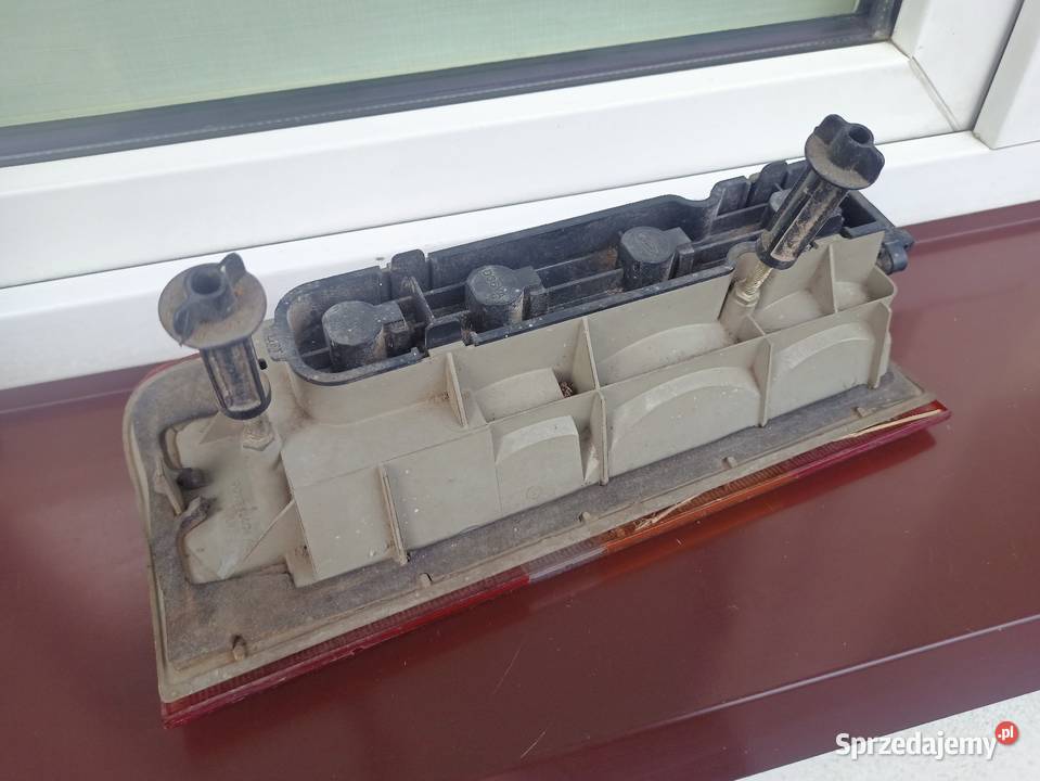 Ford Courier MK4 IV lampa tył tylna prawa wkład Sieradz sprzedam
