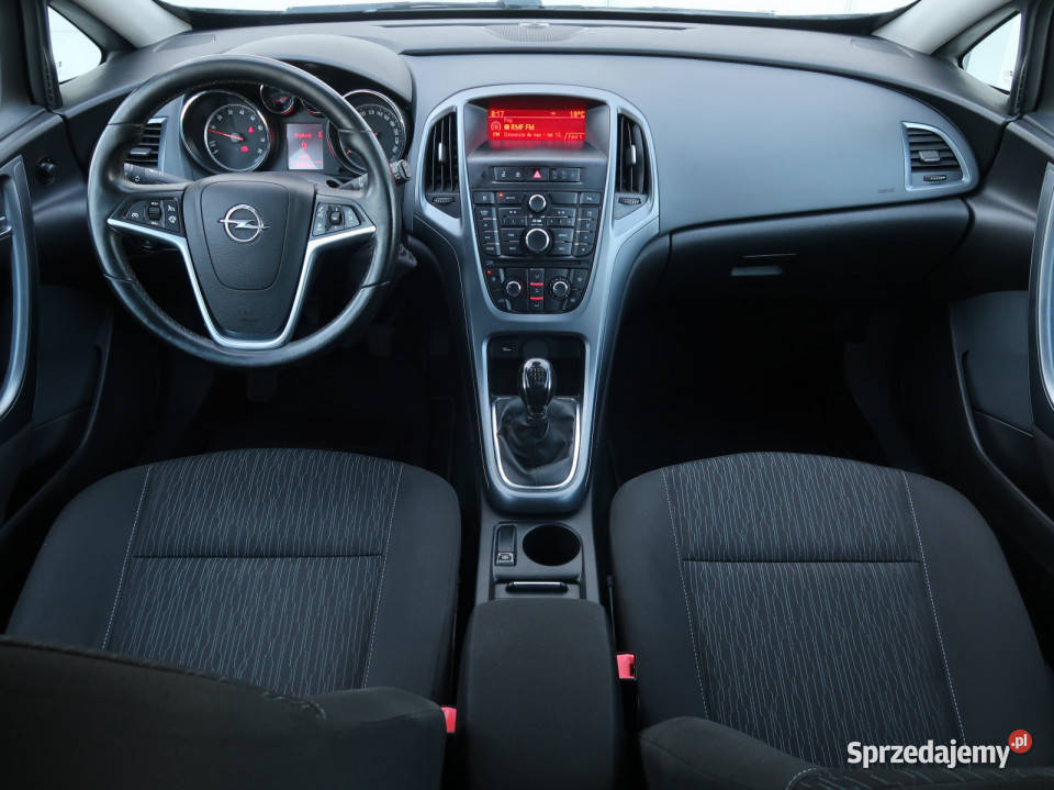Opel Astra 14 T Lublin