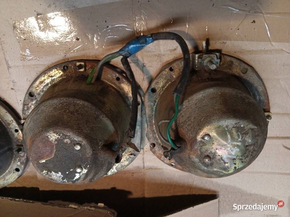 Fiat 125p garnki mocowania lampy przednie ramki Stalowa Wola