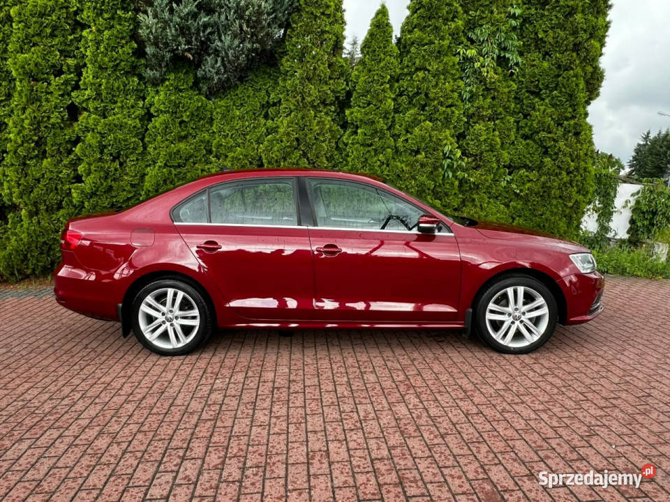Volkswagen Jetta 20 TDI Szklany dachSkóraKamera Baranowo sprzedam