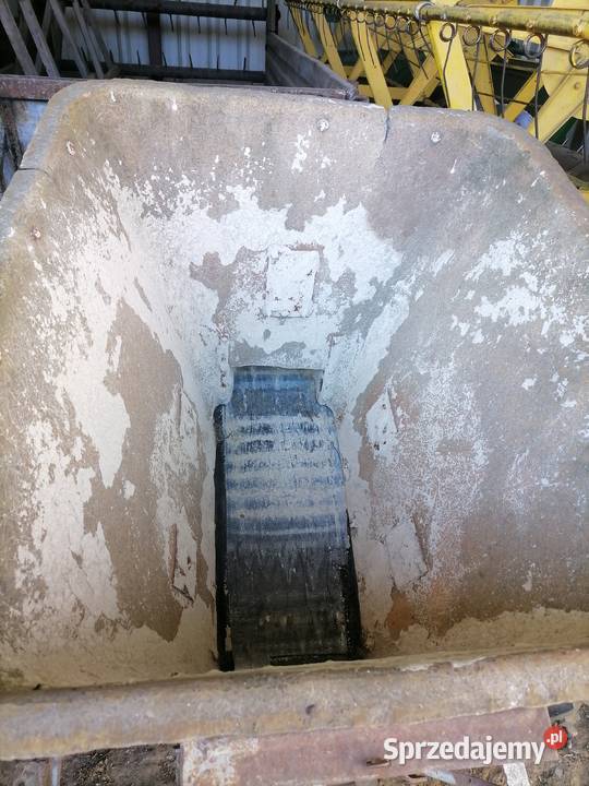 Sprzedam rozsiewacz konny KOS kujawsko-pomorskie Trzebcz Szlachecki sprzedam