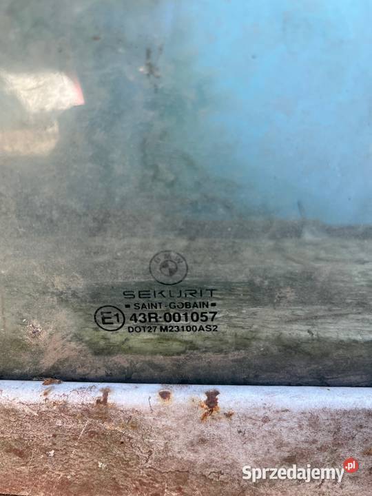 BMW e36 szyba tył trójkąt w drzwi L Płock
