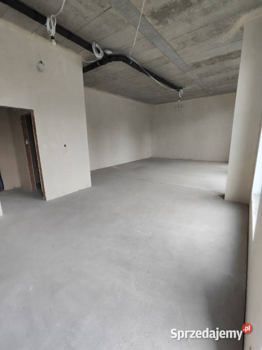 Wynajmę lokale użytkowe 61 m2 i 64 m2 łódzkie Łódź