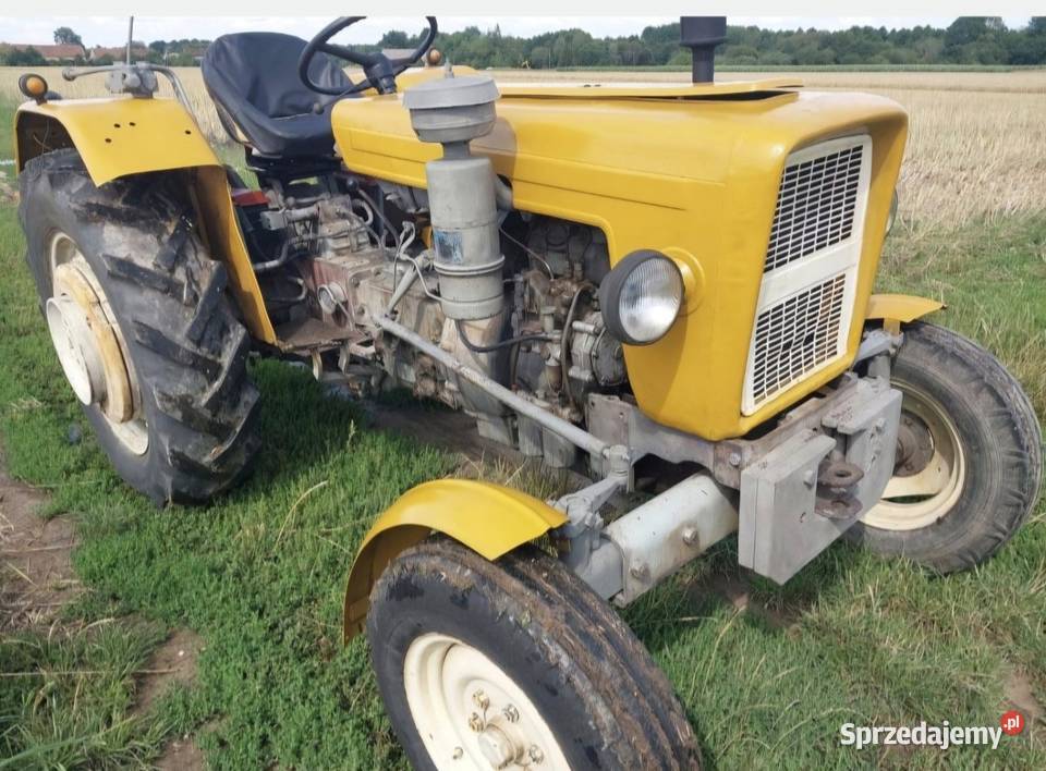 Ciągnik Ursus C330 Brzeg
