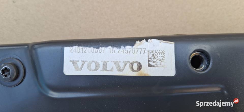 VOLVO FH5 FM ATRAPA ŁAWKA GRILL DOLNY NOWY Atrapy Bieleń sprzedam